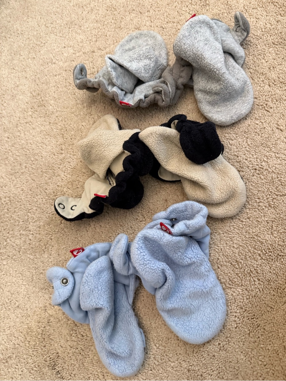 Zutano Kids Fleece Slippers in Light Blue, Gray & Cream